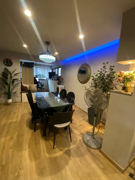 452 Jurong West Street 42, 452 Jurong West Street 42, 3 Bedrooms, 1,431 sqft, HDB Flat For Sale, by Tun Lin Tan, 500141605 - Dining Room - PropertyGuru.com.sg