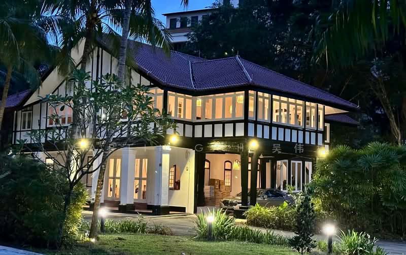 White House Park Estate 🌟 Black & White House🌟Huge Garden, , 4 Bedrooms, 5,000 sqft, Good Class Bungalow For Rent, by Martin Goh 吴伟楠, 500141607 - Exterior - PropertyGuru.com.sg