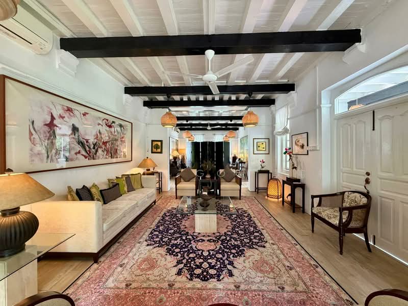 White House Park Estate 🌟 Black & White House🌟Huge Garden, , 4 Bedrooms, 5,000 sqft, Good Class Bungalow For Rent, by Martin Goh 吴伟楠, 500141607 - Living Room - PropertyGuru.com.sg