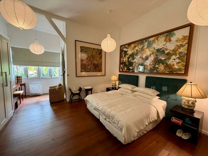 White House Park Estate 🌟 Black & White House🌟Huge Garden, , 4 Bedrooms, 5,000 sqft, Good Class Bungalow For Rent, by Martin Goh 吴伟楠, 500141607 - Bedroom - PropertyGuru.com.sg