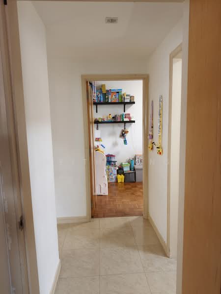 Seasons View, 7 Pemimpin Drive, 3 Bedrooms, 1,152 sqft, Condominium For Sale, by Keith Yong, 500141610 - PropertyGuru.com.sg