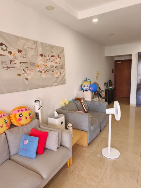 Seasons View, 7 Pemimpin Drive, 3 Bedrooms, 1,152 sqft, Condominium For Sale, by Keith Yong, 500141610 - PropertyGuru.com.sg
