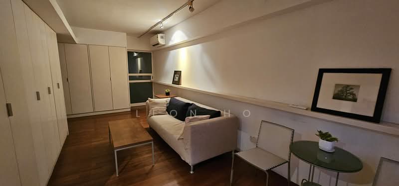420 Bedok North Street 1, 420 Bedok North Street 1, 1 Bedroom, 883 sqft, HDB Flat For Sale, by Leon Ho, 500141617 - Living Room - PropertyGuru.com.sg