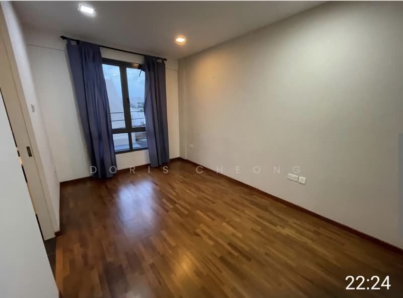 Serangoon Garden Estate, 112 Cowdray Avenue, 6 Bedrooms, 2,640 sqft, Corner Terrace For Rent, by Doris Cheong, 500141624 - Bedroom - PropertyGuru.com.sg