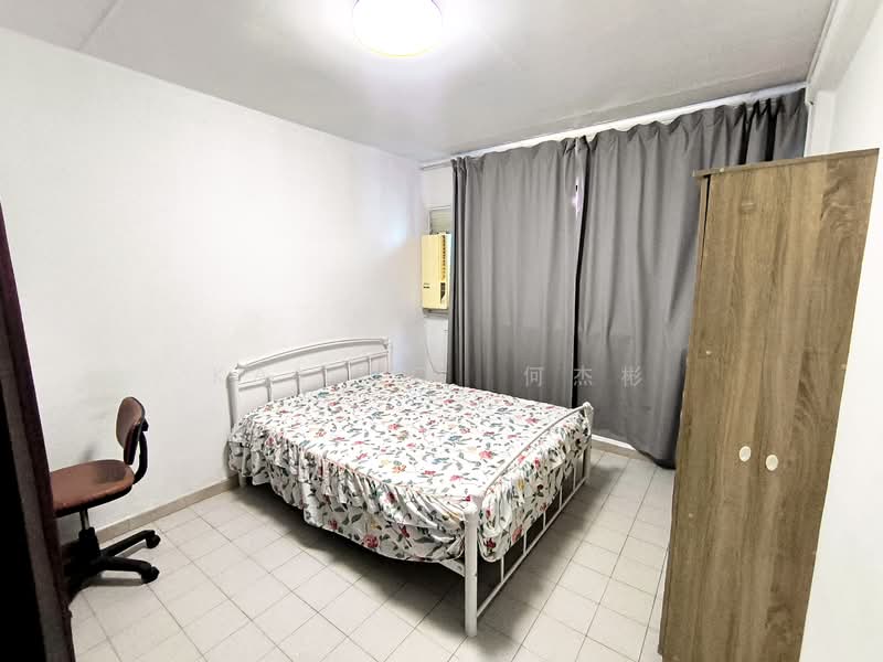 434 Tampines Street 43, 434 Tampines Street 43, Room Rental, 128 sqft, HDB Flat For Rent, by Kay HO  何杰彬, 500141636 - Bedroom - PropertyGuru.com.sg