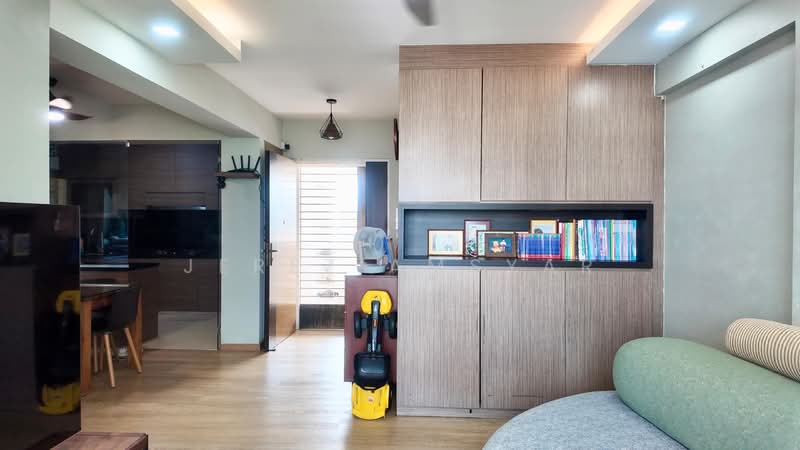 461D Bukit Batok West Avenue 8, 461D Bukit Batok West Avenue 8, 3 Bedrooms, 1,001 sqft, HDB Flat For Sale, by Jerez Amsyar, 500141639 - Living Room - PropertyGuru.com.sg