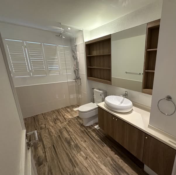 Upper Thomson Road, Casuarina Road, 4 Bedrooms, 1,981 sqft, Terraced House For Sale, by Lisa Saw, 500141644 - Bathroom - PropertyGuru.com.sg