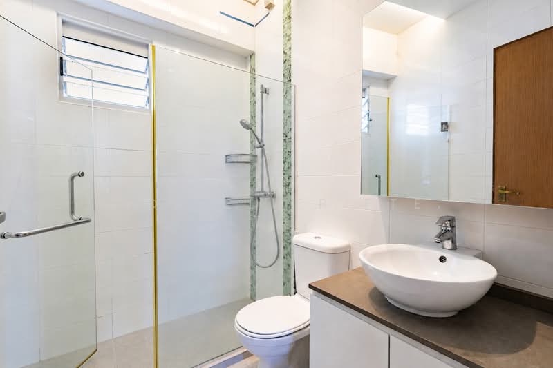 279B Sengkang East Avenue, 279B Sengkang East Avenue, 3 Bedrooms, 1,206 sqft, HDB Flat For Sale, by Khai Yuen Hong, 500141653 - Bathroom - PropertyGuru.com.sg
