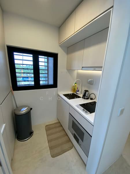 Fulcrum, 33 Fort Road, 2 Bedrooms, 1,055 sqft, Condominium For Sale, by Fiona Choong, 500141660 - Kitchen - PropertyGuru.com.sg