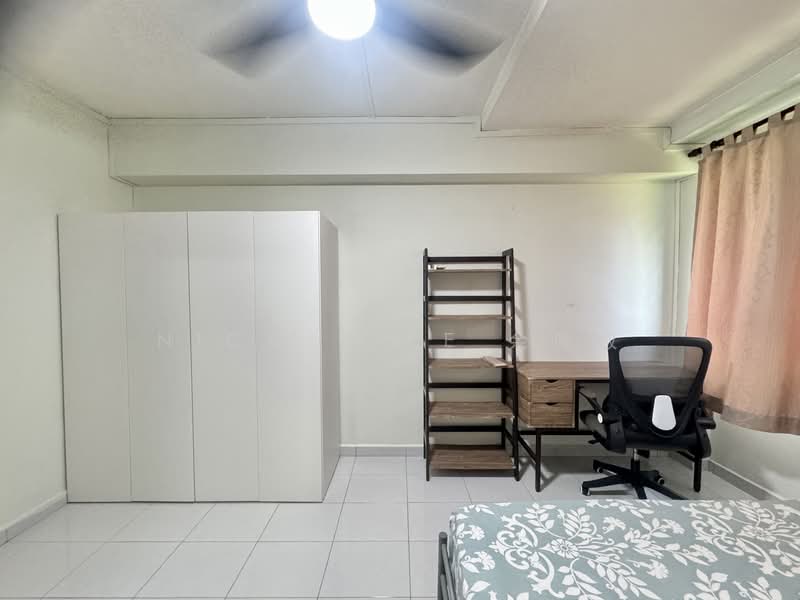 173 Woodlands Street 13, 173 Woodlands Street 13, Room Rental, 120 sqft, HDB Flat For Rent, by Nicole Ee 余佩敏, 500141664 - Bedroom - PropertyGuru.com.sg