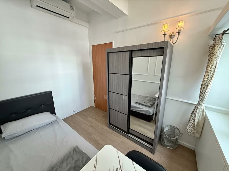 Villa De West, 385 Pasir Panjang Road, Room Rental, 80 sqft, Condominium For Rent, by Sean Ong, 500141667 - Bedroom - PropertyGuru.com.sg