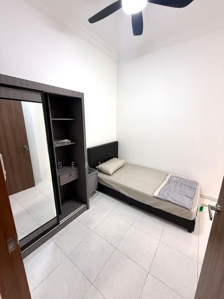 Villa De West, 385 Pasir Panjang Road, Room Rental, 80 sqft, Condominium For Rent, by Sean Ong, 500141667 - Bedroom - PropertyGuru.com.sg
