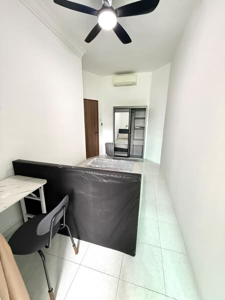 Villa De West, 385 Pasir Panjang Road, Room Rental, 80 sqft, Condominium For Rent, by Sean Ong, 500141667 - Bedroom - PropertyGuru.com.sg