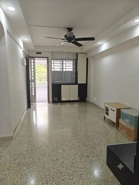 523 Ang Mo Kio Avenue 5, 523 Ang Mo Kio Avenue 5, Ang Mo Kio / Bishan / Thomson, 2 Bedrooms, 732 sqft, HDB Flat For Sale, by Jennifer Ang, 500141671 - Living Room - PropertyGuru.com.sg