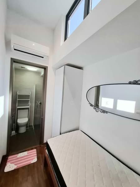 Sycamore Tree, 2 Fowlie Road, Room Rental, 90 sqft, Apartment For Rent, by Andy Cheuk, 500141675 - Bedroom - PropertyGuru.com.sg