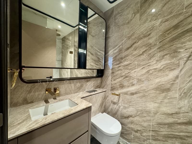 Perfect Ten, 323 Bukit Timah Road, 2 Bedrooms, 797 sqft, Condominium For Rent, by Nicole Ee 余佩敏, 500141683 - Bathroom - PropertyGuru.com.sg