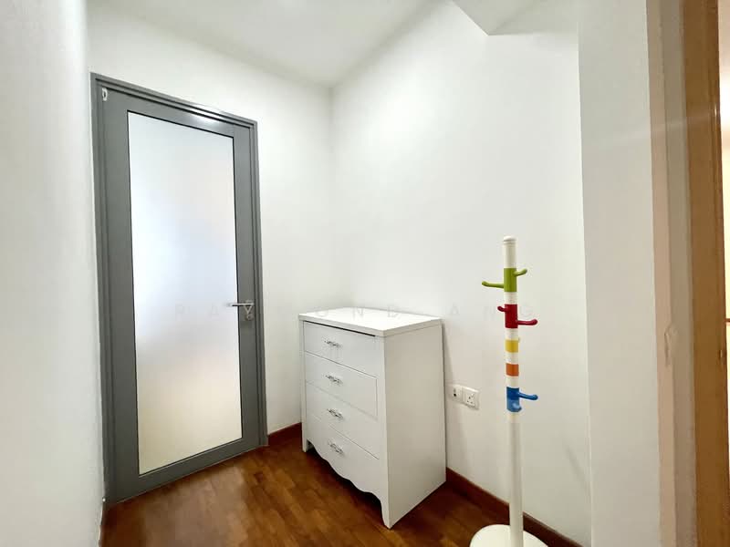A Treasure Trove, 70 Punggol Walk, 3 Bedrooms, 1,206 sqft, Condominium For Sale, by Raymond Ang, 500141684 - Interior - PropertyGuru.com.sg