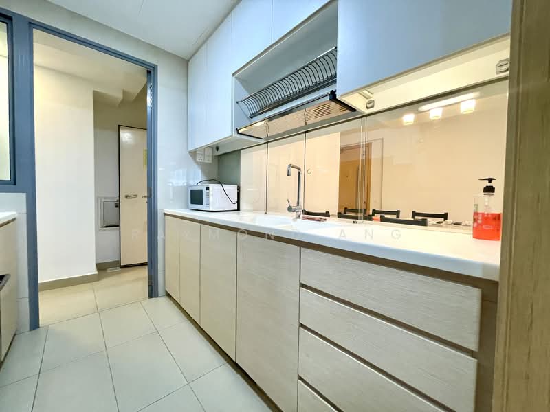 A Treasure Trove, 70 Punggol Walk, 3 Bedrooms, 1,206 sqft, Condominium For Sale, by Raymond Ang, 500141684 - Kitchen - PropertyGuru.com.sg