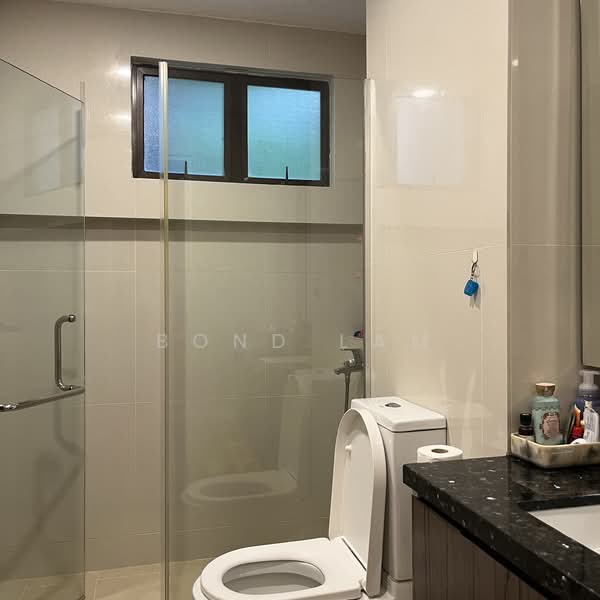 Tanglin Park, 5B Ridley Park, 3 Bedrooms, 1,604 sqft, Condominium For Rent, by Bond Lam, 500141687 - Bathroom - PropertyGuru.com.sg