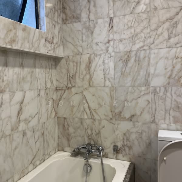 Tanglin Park, 5B Ridley Park, 3 Bedrooms, 1,604 sqft, Condominium For Rent, by Bond Lam, 500141687 - Bathroom - PropertyGuru.com.sg