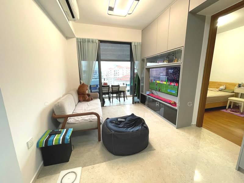 Stirling Residences, 21 Stirling Road, 3 Bedrooms, 893 sqft, Condominium For Sale, by CHRISTOPHER NG, 500141692 - Living Room - PropertyGuru.com.sg