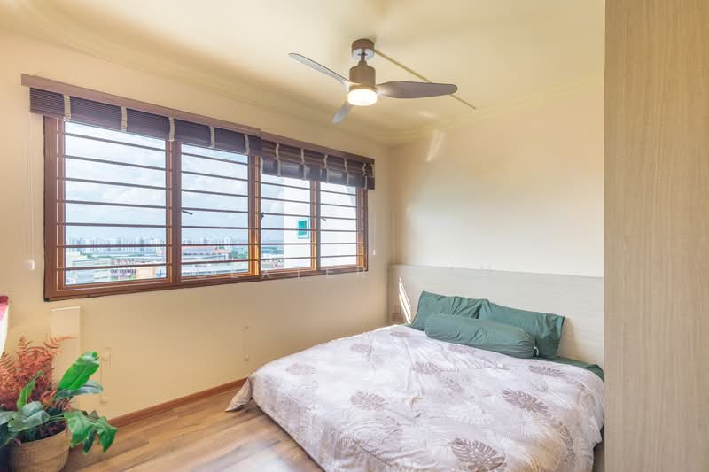 578 Hougang Avenue 4, 578 Hougang Avenue 4, 4 Bedrooms, 1,507 sqft, HDB Flat For Sale, by Dexter Tan, 500141698 - Bedroom - PropertyGuru.com.sg