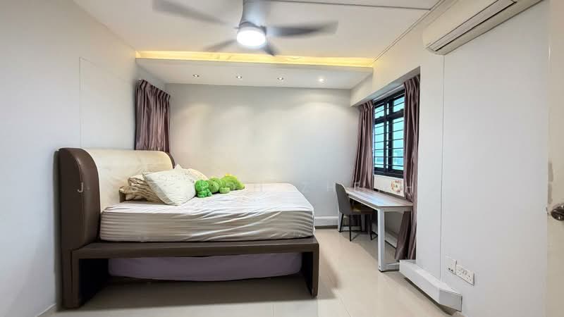275B Jurong West Street 25, 275B Jurong West Street 25, 3 Bedrooms, 1,195 sqft, HDB Flat For Sale, by Jose Loh Zhenhao, 500141705 - Bedroom - PropertyGuru.com.sg