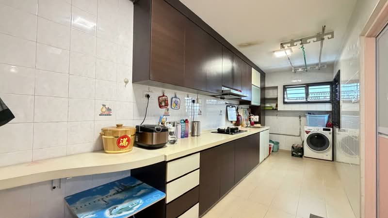 275B Jurong West Street 25, 275B Jurong West Street 25, 3 Bedrooms, 1,195 sqft, HDB Flat For Sale, by Jose Loh Zhenhao, 500141705 - Kitchen - PropertyGuru.com.sg