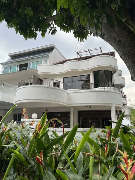 Charlton Park, Jalan Pelikat, 5 Bedrooms, 4,000 sqft, Semi-Detached House For Sale, by Yap Boon Seng, 500141712 - Exterior - PropertyGuru.com.sg