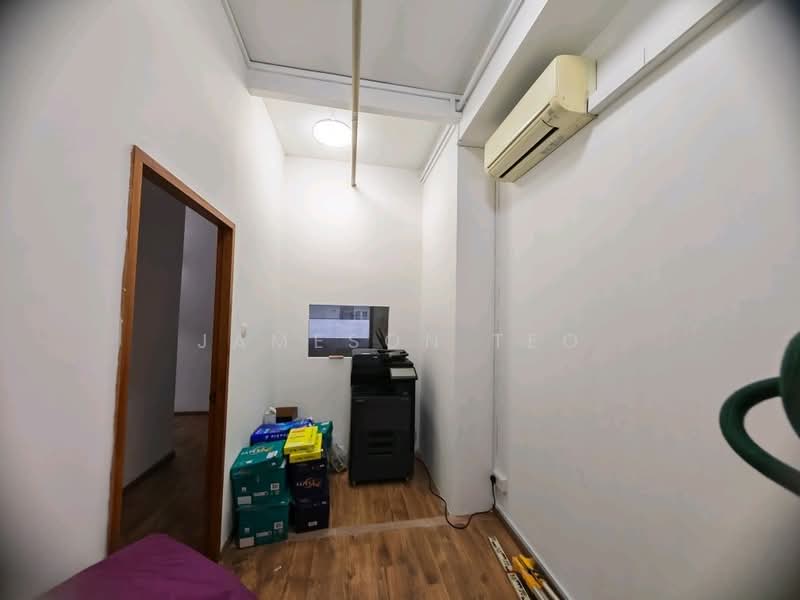 Wcega Tower, 21 Bukit Batok Crescent, 958 sqft, Light Industrial (B1) For Rent, by JAMESON TEO, 500141719 - CommercialGuru.com.sg