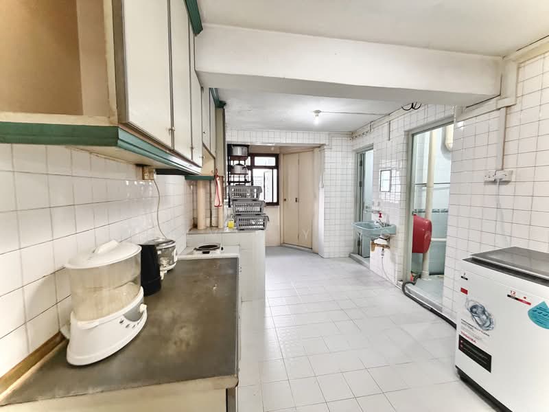 45 Sims Drive, 45 Sims Drive, 2 Bedrooms, 700 sqft, HDB Flat For Rent, by Silvia Yang, 500141729 - PropertyGuru.com.sg