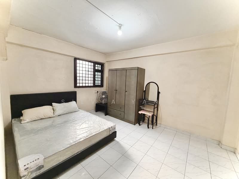 45 Sims Drive, 45 Sims Drive, 2 Bedrooms, 700 sqft, HDB Flat For Rent, by Silvia Yang, 500141729 - PropertyGuru.com.sg