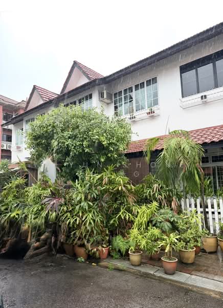 24 Chapel Close, Marine Parade MRT, East Coast, Amber Road, Still Road, Joo Chiat, 24 Chapel Close, 3 Bedrooms, 1,335 sqft, Terraced House For Rent, by Yi Yun Shone Zhang, 500141751 - Exterior - PropertyGuru.com.sg