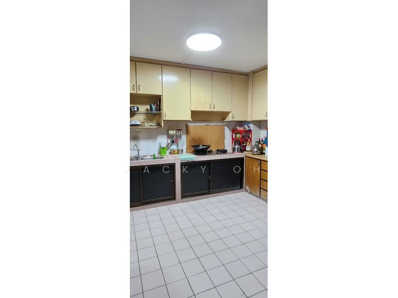 554 Serangoon North Avenue 3, 554 Serangoon North Avenue 3, 3 Bedrooms, 1,076 sqft, HDB Flat For Sale, by Jacky Oh, 500141777 - Kitchen - PropertyGuru.com.sg
