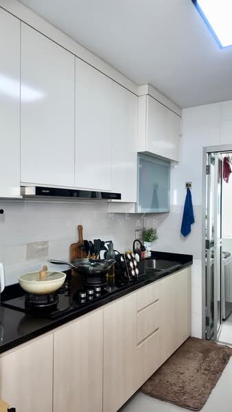 673C Fern Grove @ Yishun, 673C Yishun Avenue 4, 3 Bedrooms, 1,001 sqft, HDB Flat For Sale, by Jerez Amsyar, 500141780 - Kitchen - PropertyGuru.com.sg