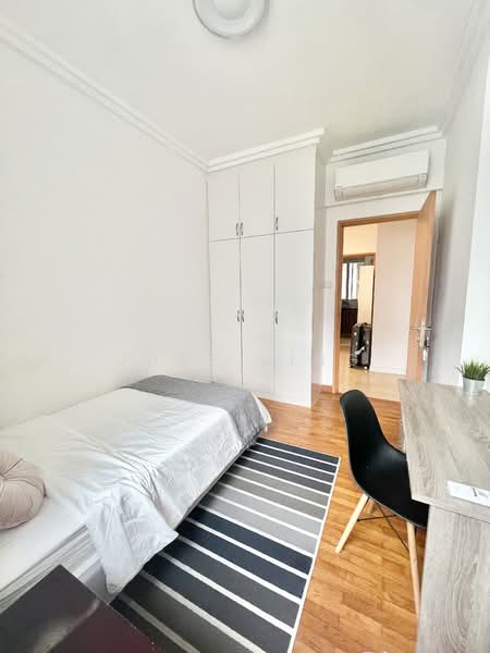 Thomson Euro-Asia, 150 Thomson Road, Room Rental, 130 sqft, Condominium For Rent, by June Ling, 500141788 - Bedroom - PropertyGuru.com.sg
