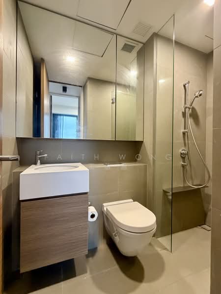 Echelon, 7 Alexandra View, 2 Bedrooms, 732 sqft, Condominium For Rent, by Faith Wong 王蕙蕙, 500141799 - Bathroom - PropertyGuru.com.sg