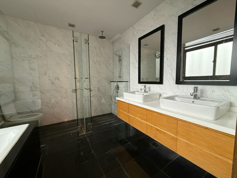 Shamrock Villas, Namly Place, 5 Bedrooms, 6,340 sqft, Detached House For Rent, by Kris Ang 洪慧芯, 500141800 - Bathroom - PropertyGuru.com.sg