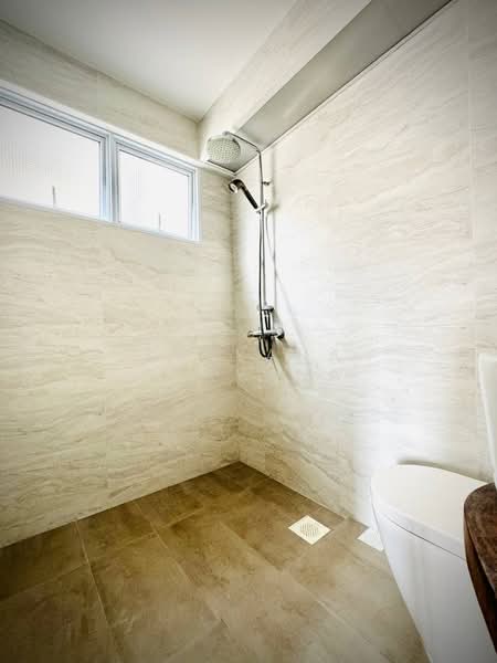 653C Jurong West Street 61, 653C Jurong West Street 61, 3 Bedrooms, 1,184 sqft, HDB Flat For Rent, by Suryana Suryana, 500141804 - Bathroom - PropertyGuru.com.sg