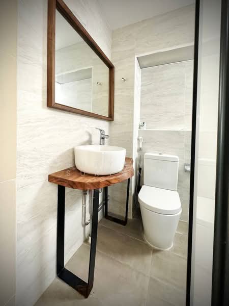 653C Jurong West Street 61, 653C Jurong West Street 61, 3 Bedrooms, 1,184 sqft, HDB Flat For Rent, by Suryana Suryana, 500141804 - Bathroom - PropertyGuru.com.sg