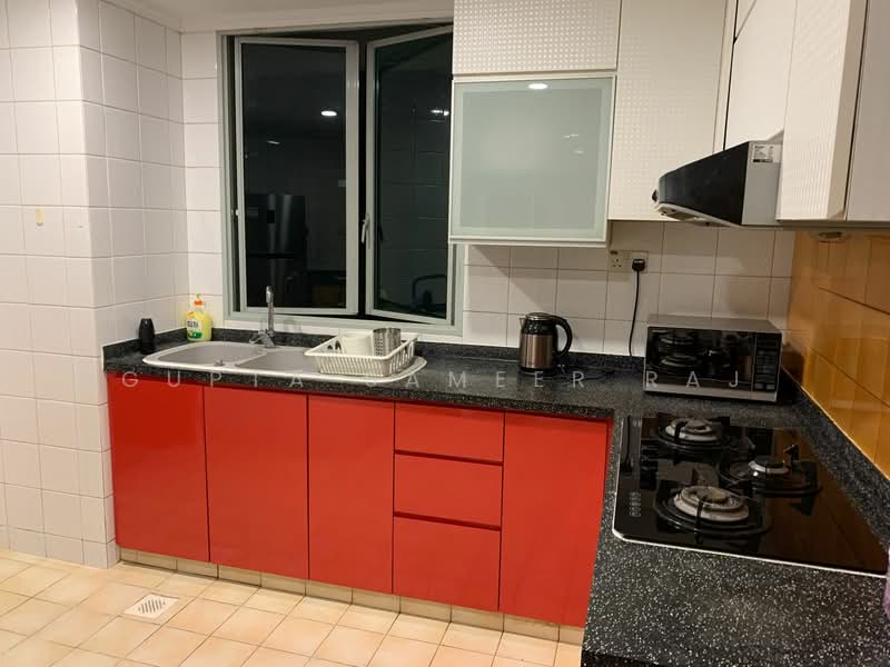 Sunshine Plaza, 10 Prinsep Link, Room Rental, 200 sqft, Apartment For Rent, by Gupta Sameer Raj, 500141845 - Kitchen - PropertyGuru.com.sg