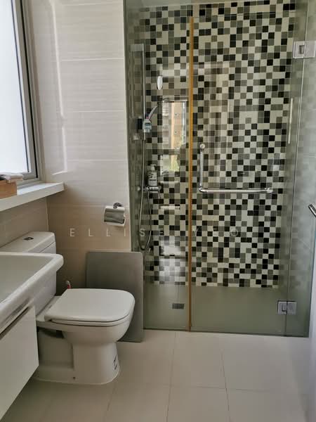 Sea Esta, 20 Pasir Ris Link, 2 Bedrooms, 818 sqft, Condominium For Sale, by Ellise Yeo, 500141851 - Bathroom - PropertyGuru.com.sg