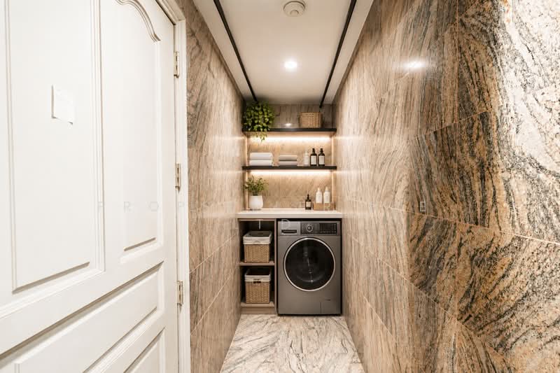 International Plaza, 10 Anson Road, 3 Bedrooms, 1,378 sqft, Apartment For Sale, by Kit Toh, 500141905 - Laundry Area (virtually staged) - PropertyGuru.com.sg