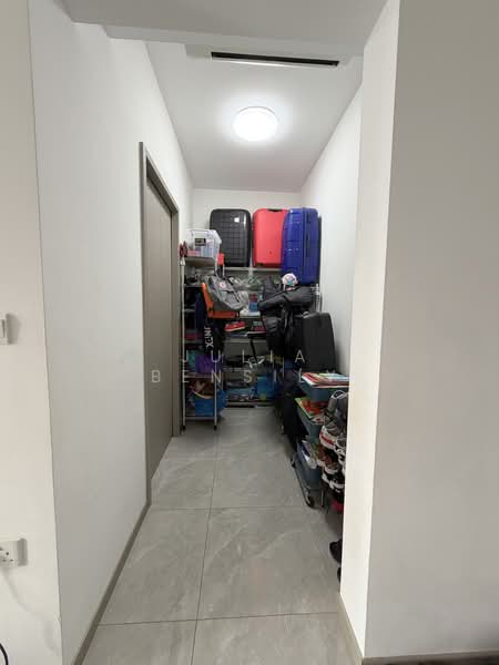 The Garden Residences, 1 Serangoon North View, 2 Bedrooms, 517 sqft, Condominium For Sale, by Julia Bensily, 500141910 - Study with Aircon and Access to Bathroom - PropertyGuru.com.sg