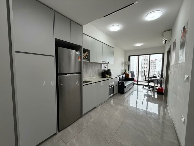 The Garden Residences, 1 Serangoon North View, 2 Bedrooms, 517 sqft, Condominium For Sale, by Julia Bensily, 500141910 - Kitchen - PropertyGuru.com.sg
