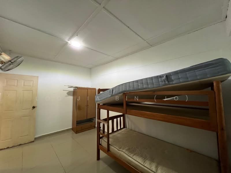 48 Tanglin Halt Road, 48 Tanglin Halt Road, 2 Bedrooms, 646 sqft, HDB Flat For Rent, by Loo Jia Bin (Jo), 500141918 - Bedroom - PropertyGuru.com.sg