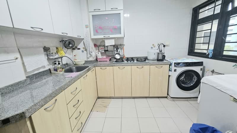 508A Wellington Circle, 508A Wellington Circle, 3 Bedrooms, 915 sqft, HDB Flat For Sale, by Jose Loh Zhenhao, 500141921 - Kitchen - PropertyGuru.com.sg