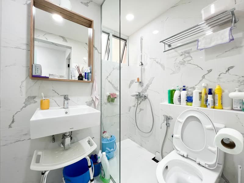 Symphony Heights, 43 Hume Avenue, 2 Bedrooms, 1,152 sqft, Condominium For Sale, by KOH YONG JIAN, 500141926 - Bathroom - PropertyGuru.com.sg