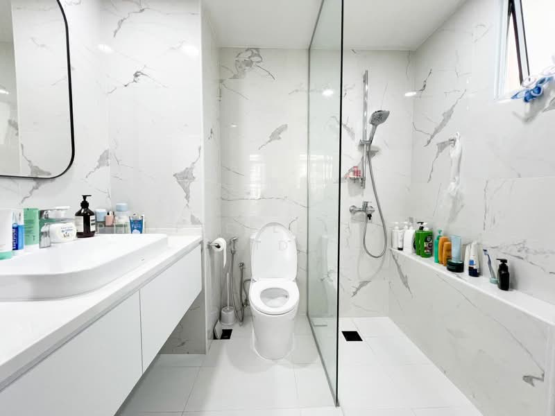 Symphony Heights, 43 Hume Avenue, 2 Bedrooms, 1,152 sqft, Condominium For Sale, by KOH YONG JIAN, 500141926 - Bathroom - PropertyGuru.com.sg