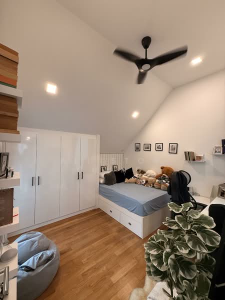 The Greenwood, 247 Greenwood Avenue, 5 Bedrooms, 3,000 sqft, Terraced House For Sale, by Alliston Chung, 500141930 - Bedroom - PropertyGuru.com.sg